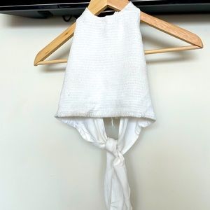 ARITZIA OPEN BACK WHITE CROP TOP